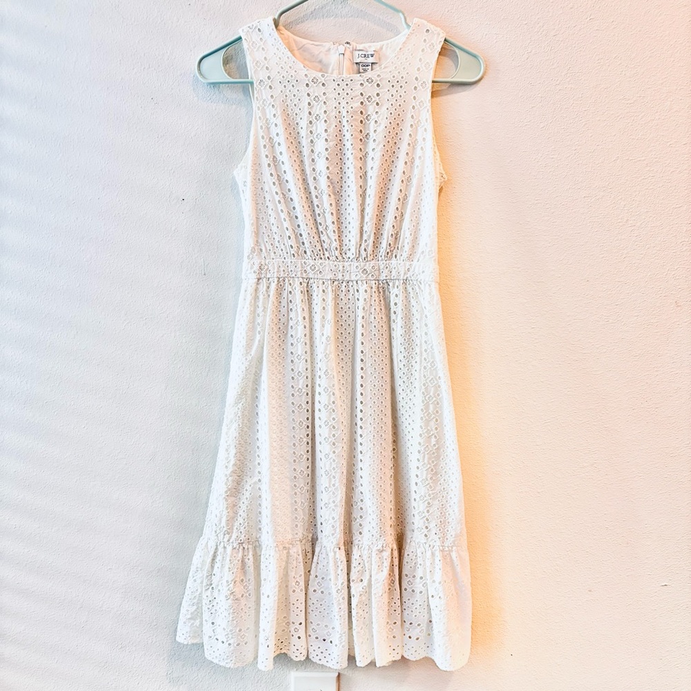 J. Crew White Eyelet Dress— Petite 00 - Picture 2 of 12